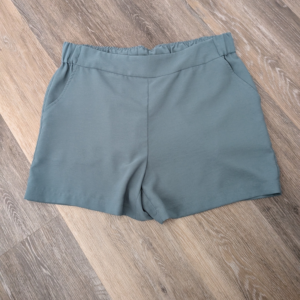 Nine West High Waist Olive Green Casual Shorts